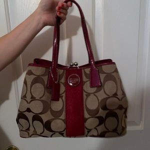 🌺LIKE NEW 𝐂𝐎𝐀𝐂𝐇 purse & wallet set